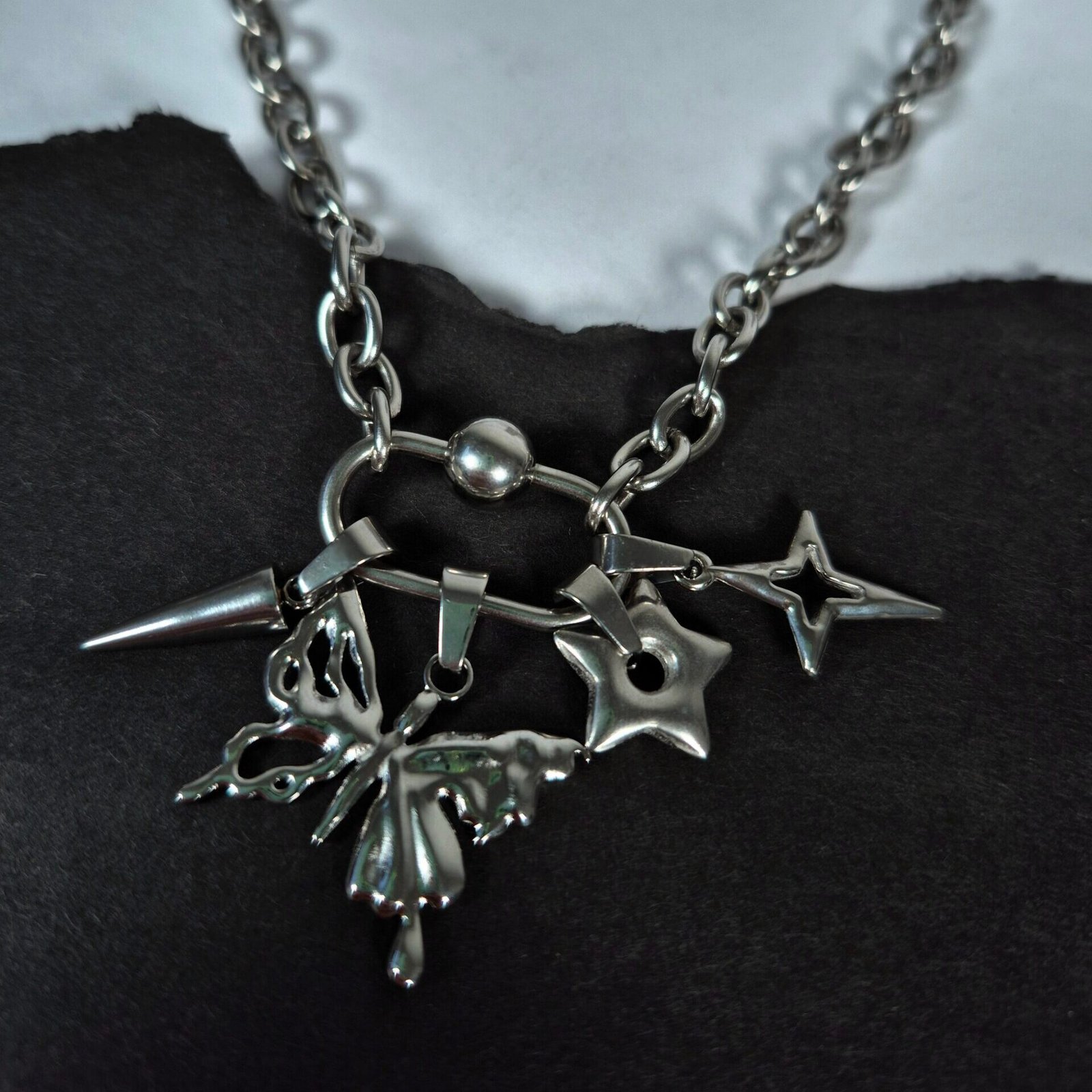 Karabiner Kette mit Anhänger – Bild 2