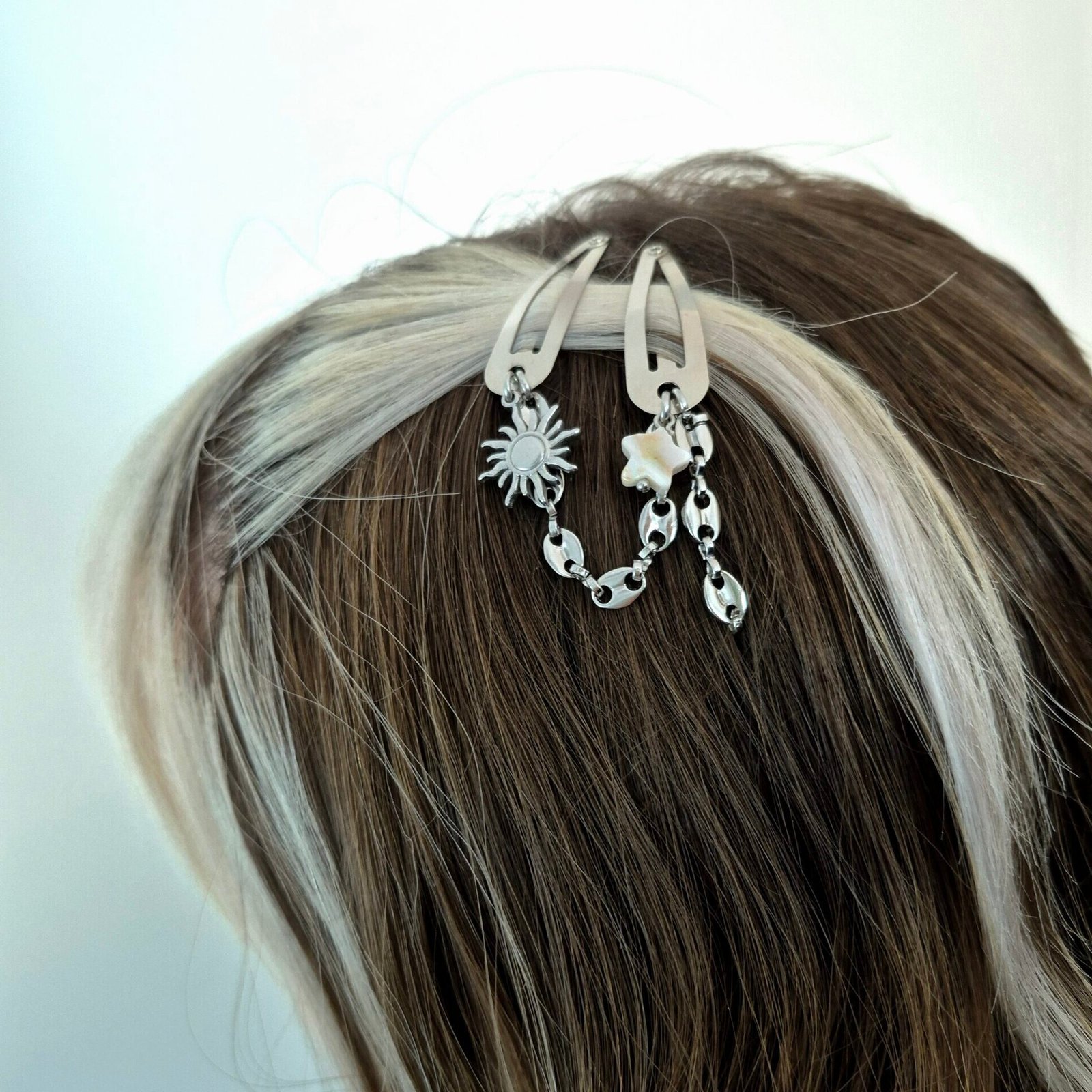 Haarspangen mit Ketten und Anhänger – Bild 5