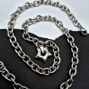 Kette mit Sternanhänger